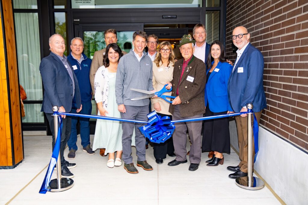 Ribbon Cutting GSI Team